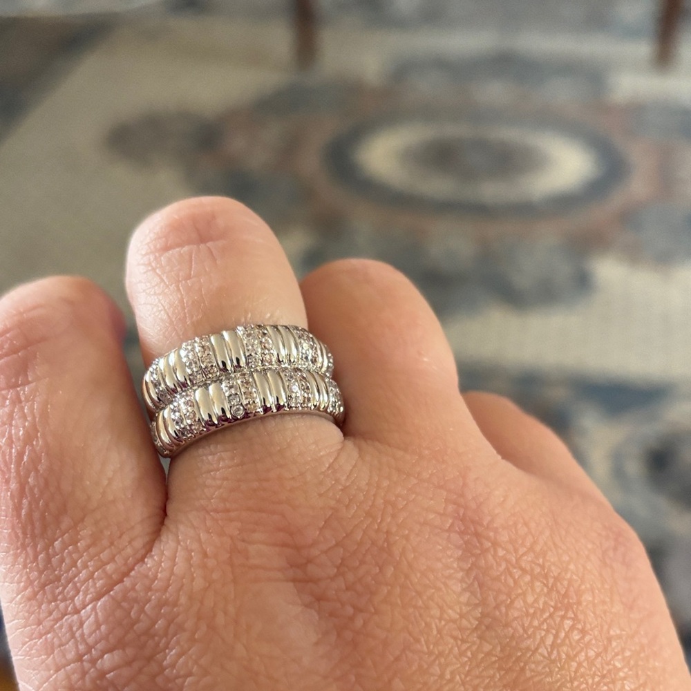 Dazzling Silver Band Ring with Crystal Accents